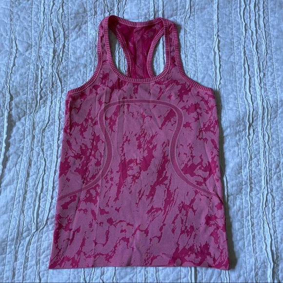 Lululemon tie dye swiftly tech tank! - Picture 2 of 4